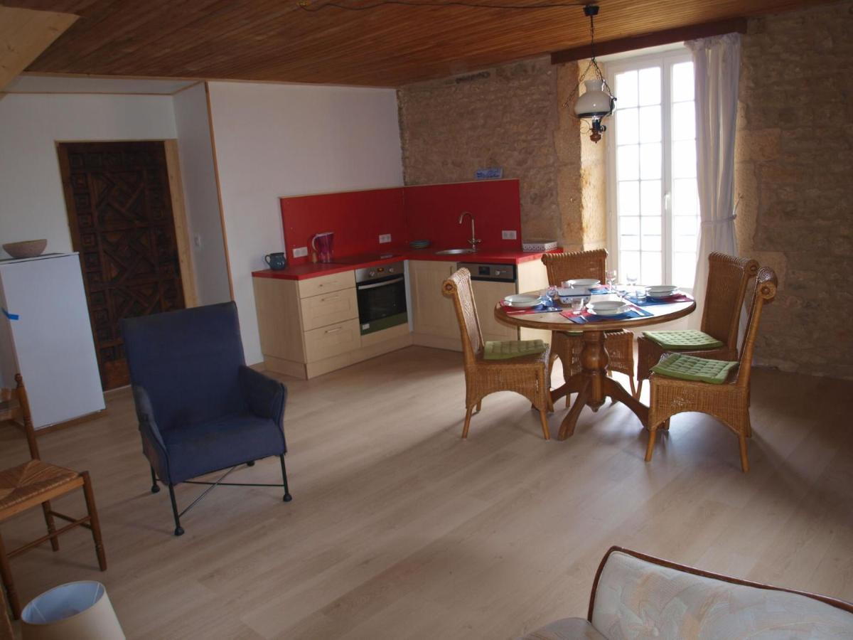 Cozy Cottage In Aquitaine With Private Swimming Pool Peyzac-le-Moustier Kültér fotó